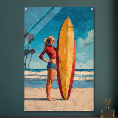 Surfermädchen mit rotem Top und blauer Hotpants und mit einem Surfbrett am Strand auf einem Acrylbild