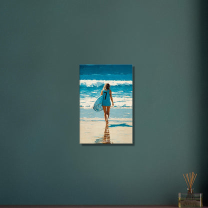 Surfermädchen mit blauem Neopren-Top und einem Surfbrett in der Hand auf einer Leinwand