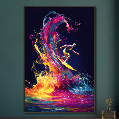 Bunter Surfer am Surfbrett im bunten Wasser auf einem Poster im Metallrahmen
