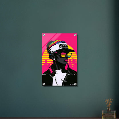 Hip-Hop-Frau mit einer Urban-Cap bei Sonnenuntergang in Miami im Pop Art Stil auf einem Acrylbild