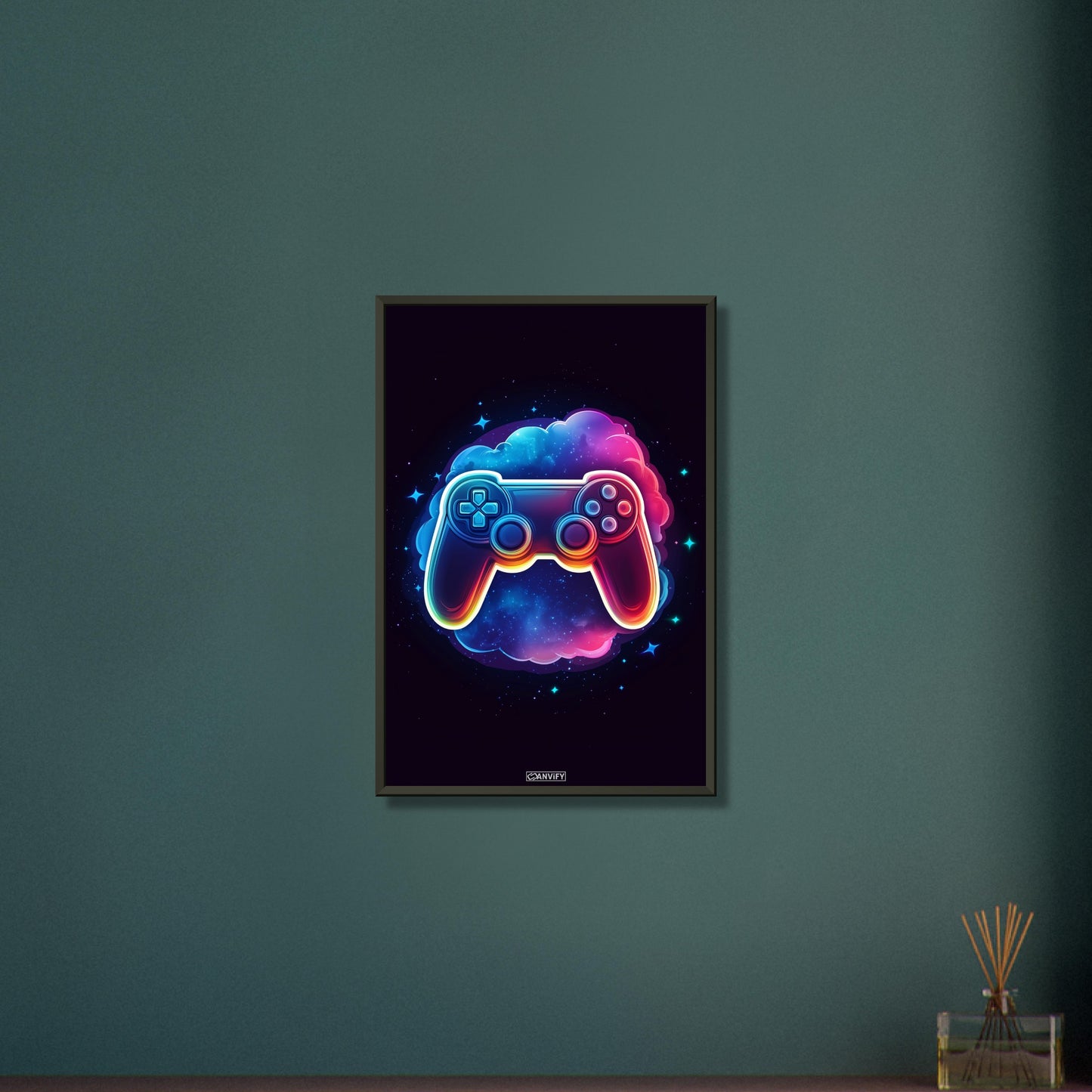 Bunter Playstation Controller mit einer bunten Wolke malerisch dargestellt auf einem Poster im Metallrahmen