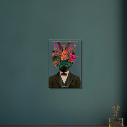 Hase im Anzug und mit einer Blumenkrone im abstrakten Vintage-Stil auf einer Leinwand