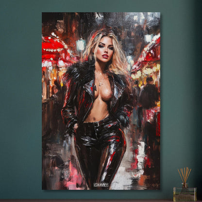 Sexy blonde Frau mit einer offenen schwarzen Jacke auf Aluminium