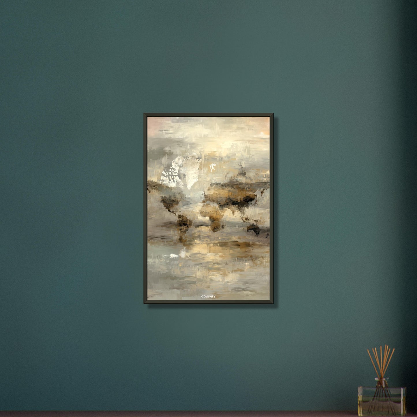 Abstrakte Weltkarte auf einem Poster im Metallrahmen