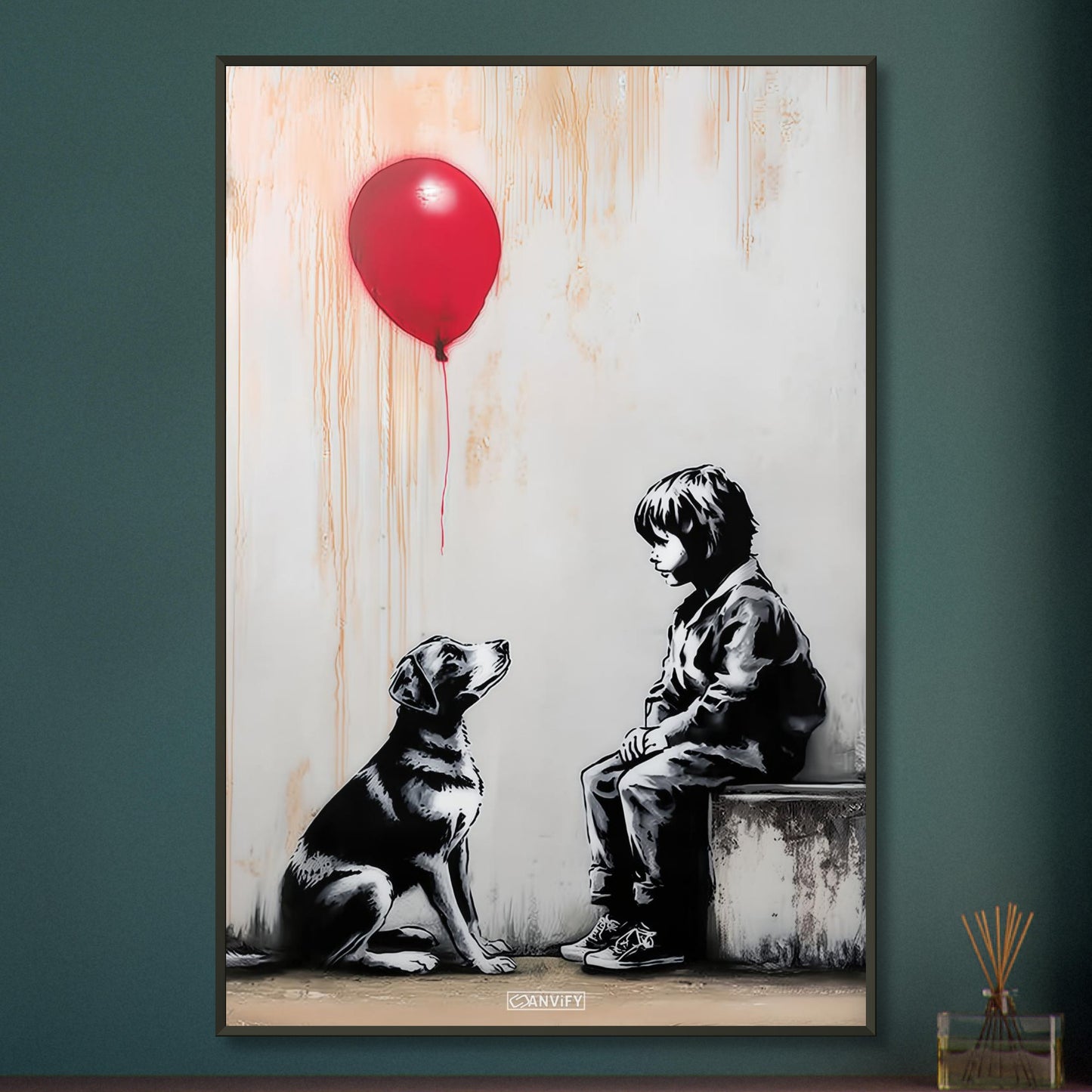 Junge sitzt mit einem Hund und ein roter Luftballon schwebt über dem Hund im Stil von Banksy auf einem Poster im Metallrahmen