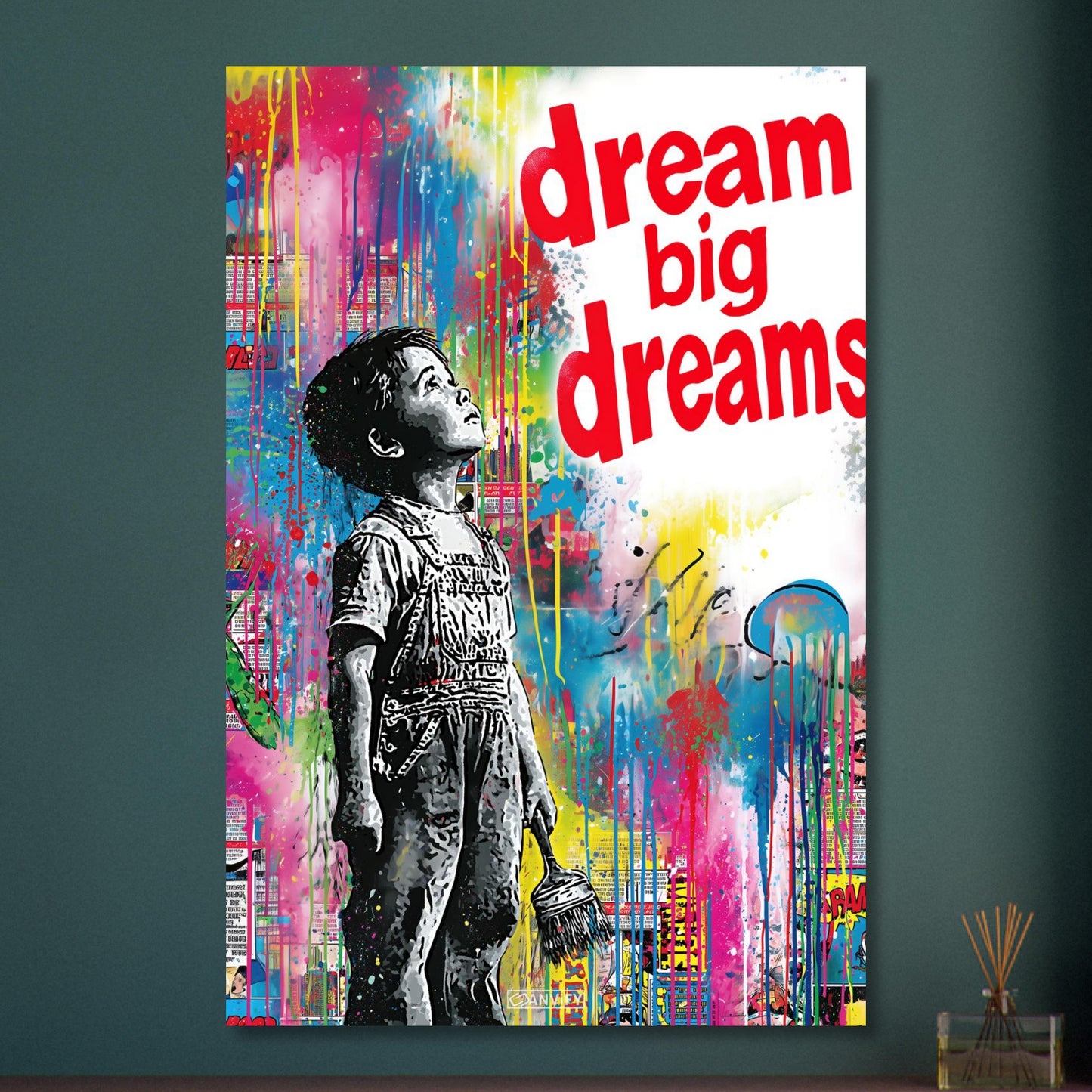 Junge im bunten Banksy Pop Art Stil und dem Spruch "Träume große Träume" auf Aluminium